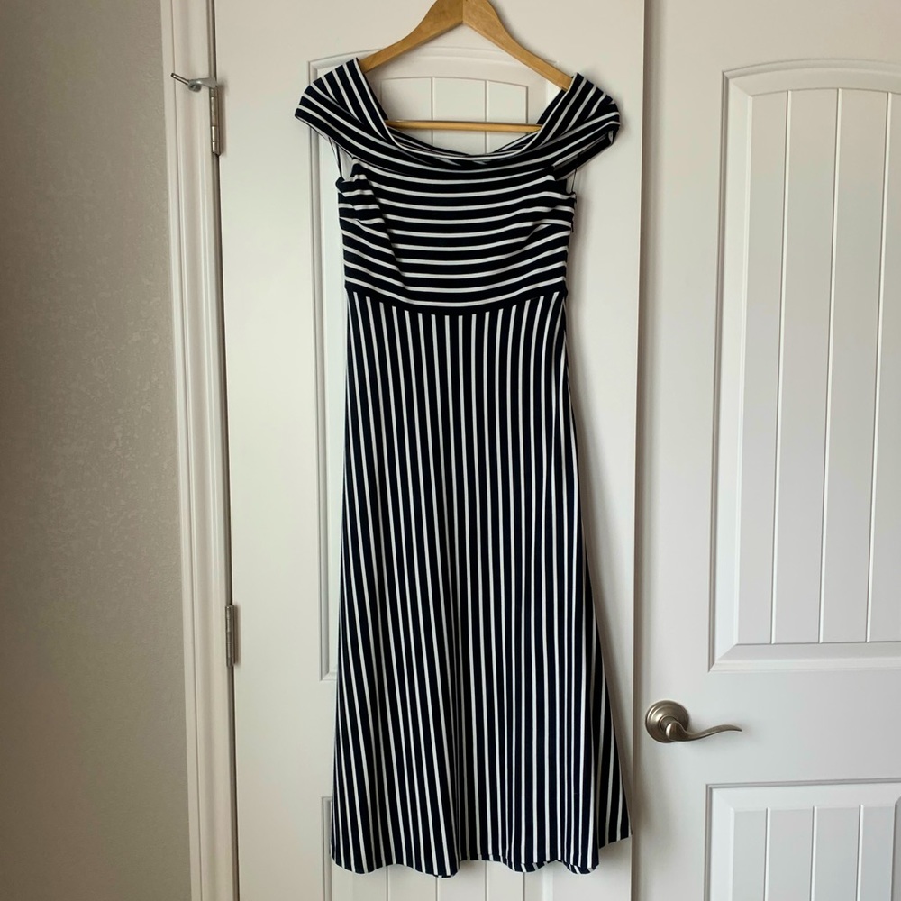 Banana Republic Off-the-Shoulder Navy & White Dress